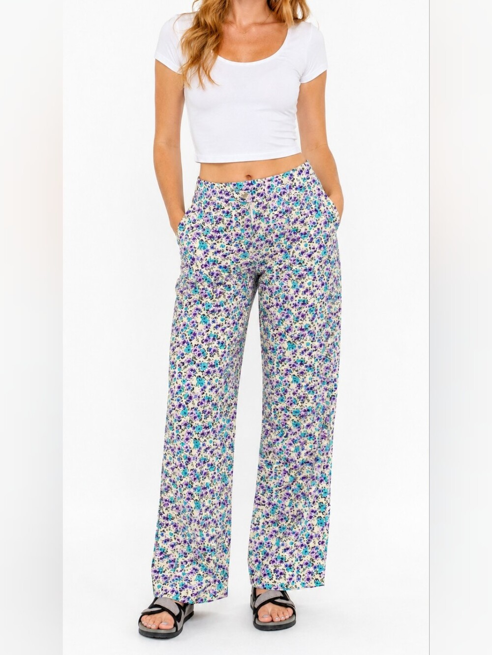 INDULGE Floral Pants in Purple And Blue. Excellant Condition.